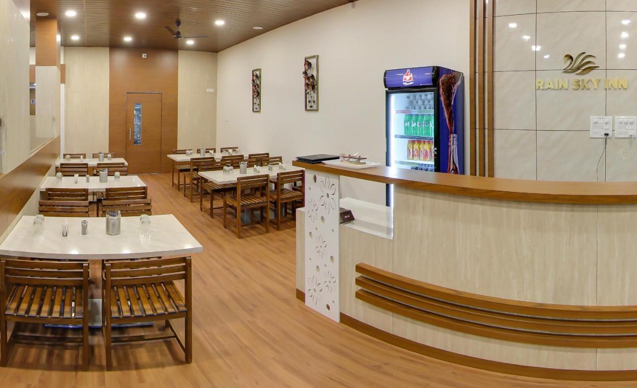 Hotel Rain Sky Inn Lonavala Luaran gambar